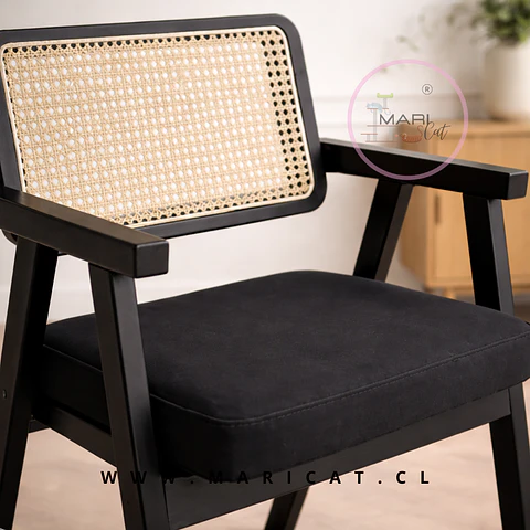 Silla Chandigarh de Madera rattan Negro con Cojin Pro- living recepcion lectura
