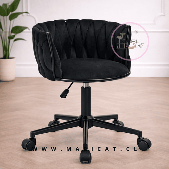 Silla de Oficina King Giratoria con Pistón a Gas y Tapiz en Felpa Negro