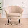 Poltrona Pétalo Felpa Beige con Patas de Metal Doradas o Negras – Diseño Compacto y Elegante
