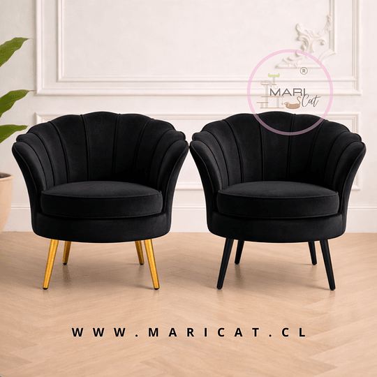 Poltrona Pétalo Felpa Negro con Patas de Metal Doradas o Negras – Diseño Compacto y Elegante