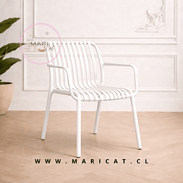 Silla Butaca France de Polipropileno Blanco con Apoyabrazos – Apilable, Resistente y Diseño Moderno