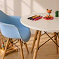 Mesa Kids Eames Blanca + 2 Butacas celestes Kids Jardín Infantil - Miniatura 3