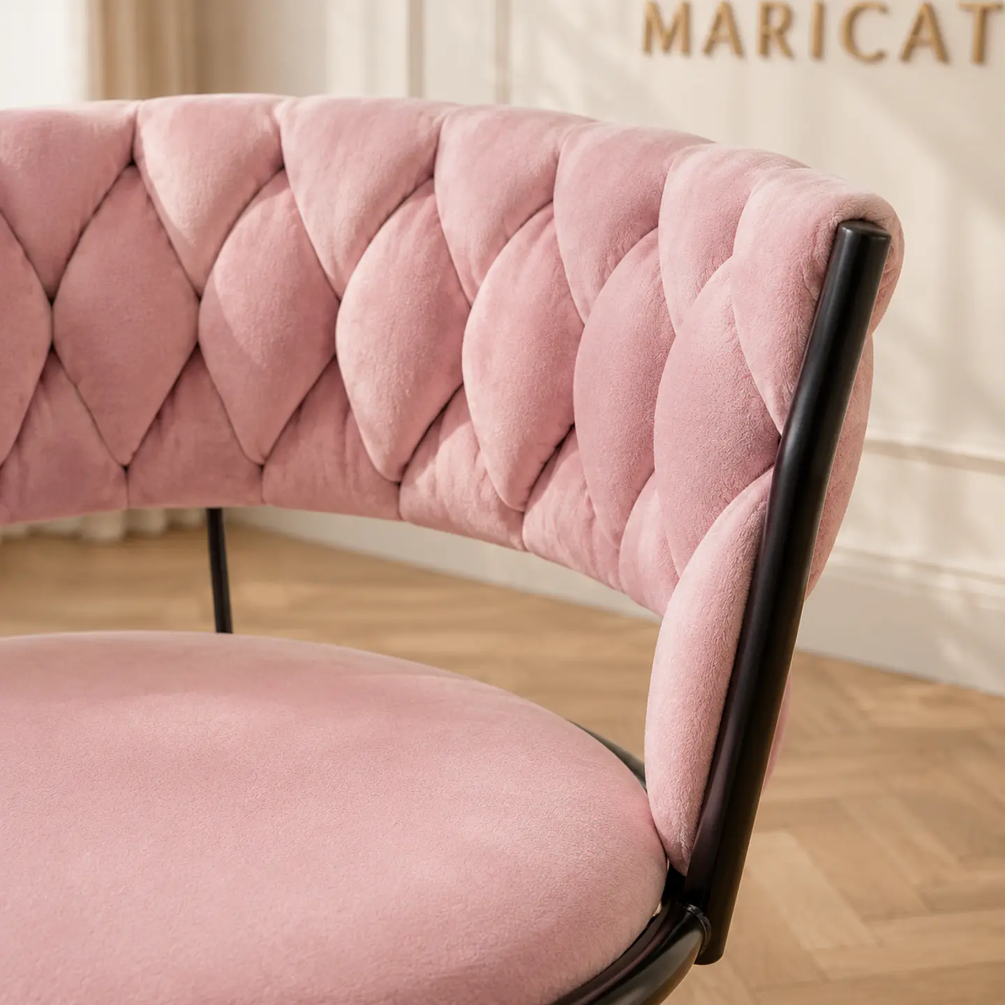 Silla Queen Velvet Cruzada Rosa Black-Escritorio manicurista recepcion 2