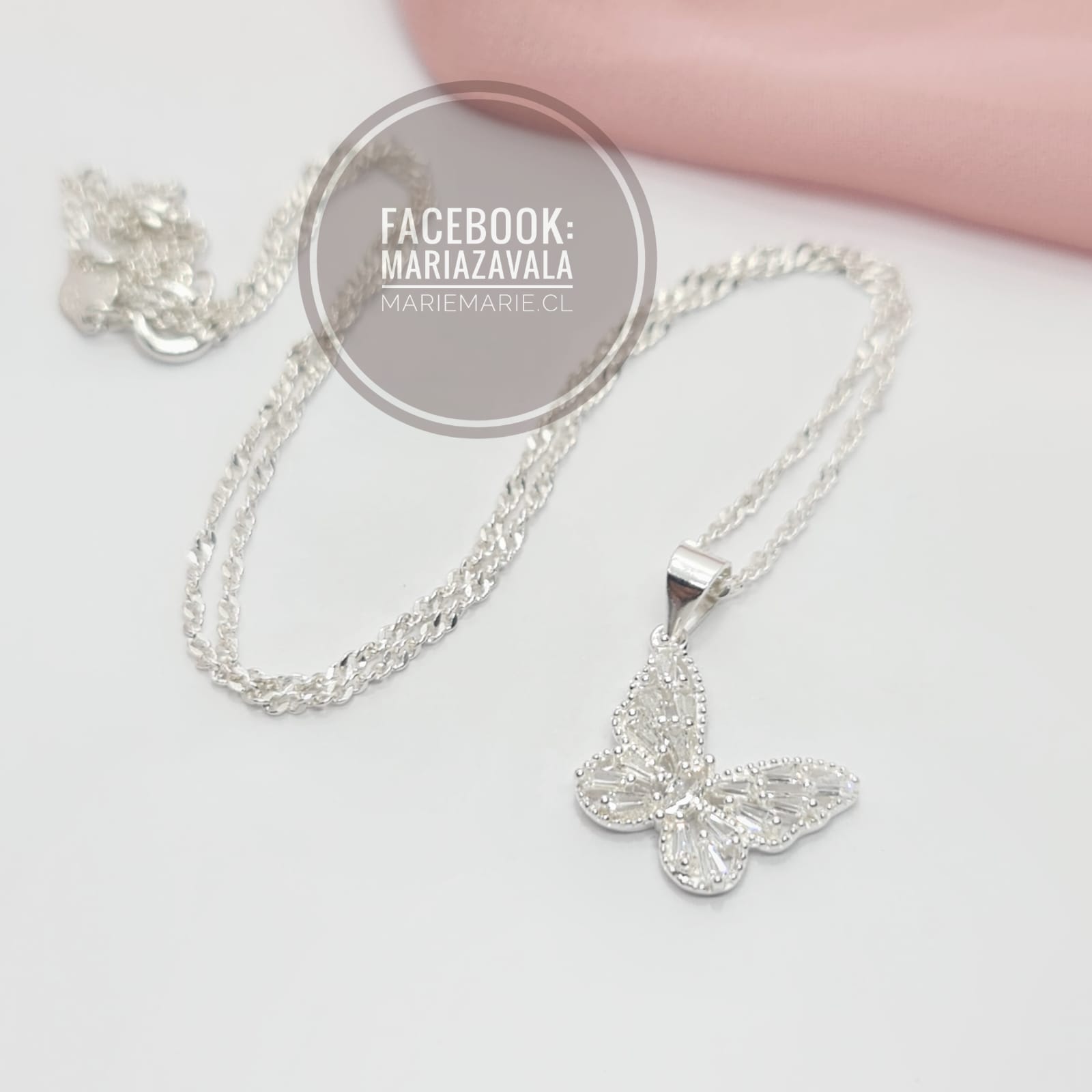 Collar Mariposa Microcircones