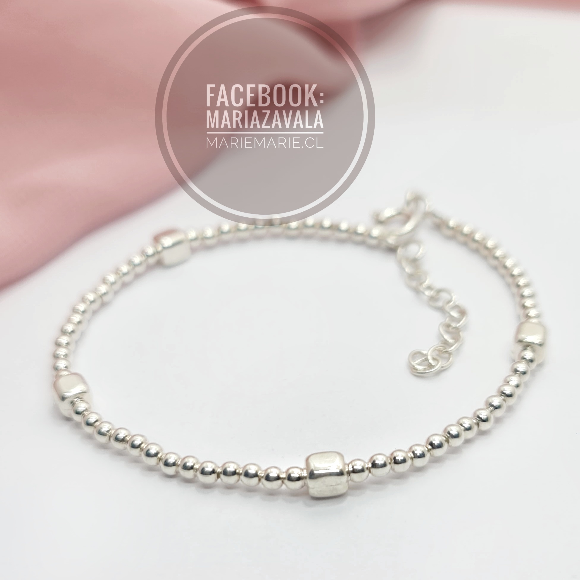 Pulsera Esferas y Cubos