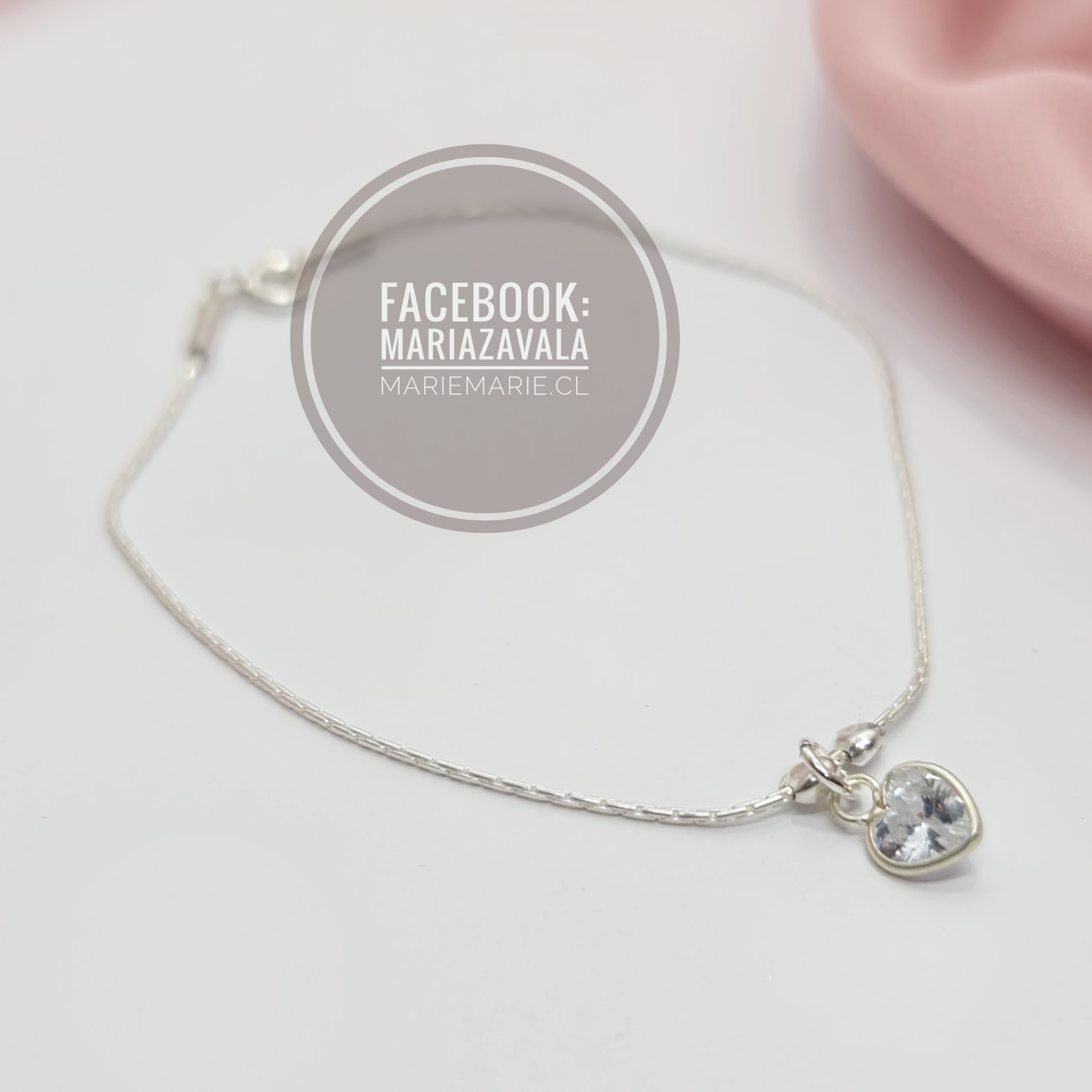 Pulsera Corazon Blanco