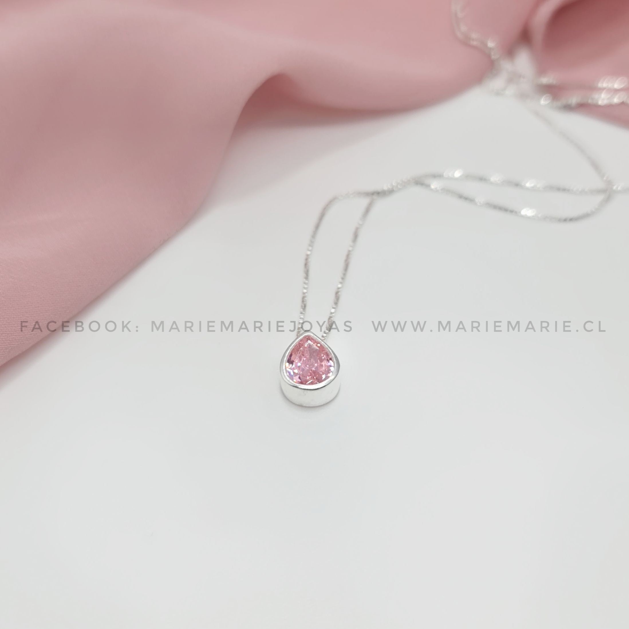 Collar Gota Rosa