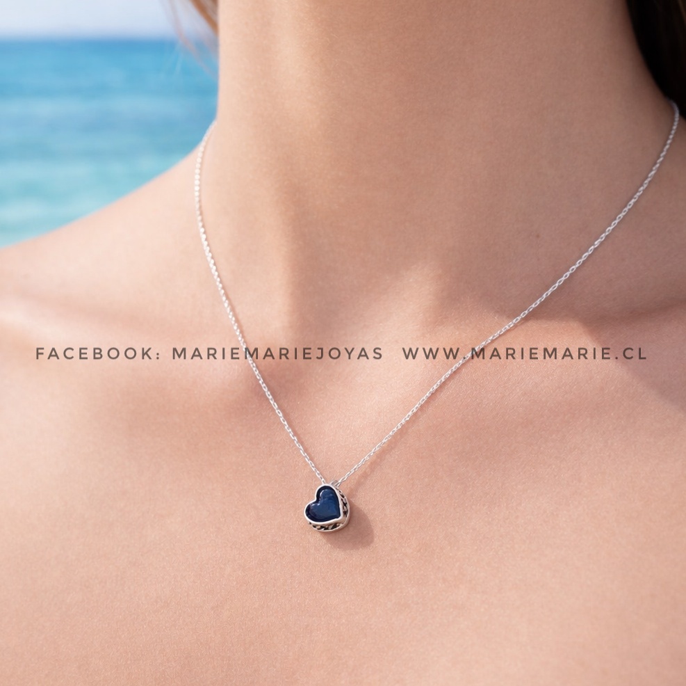Collar Corazón Azul