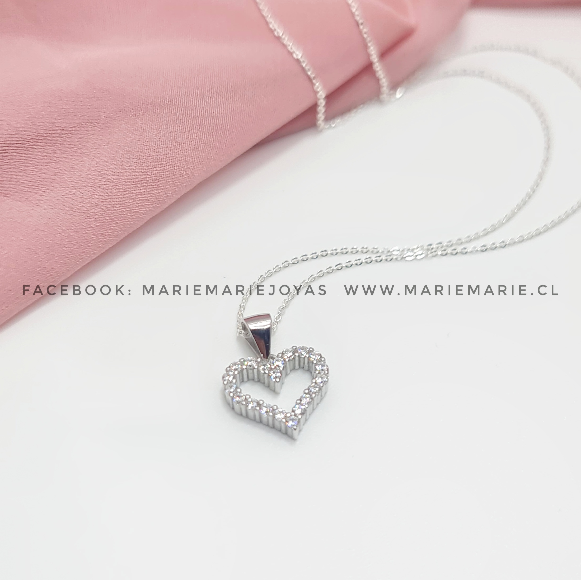 Collar Corazón Microcircones