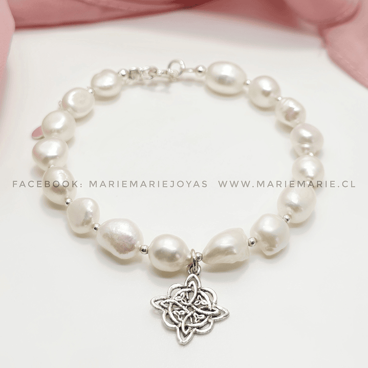 Pulsera Nudo de Bruja Perlas 1