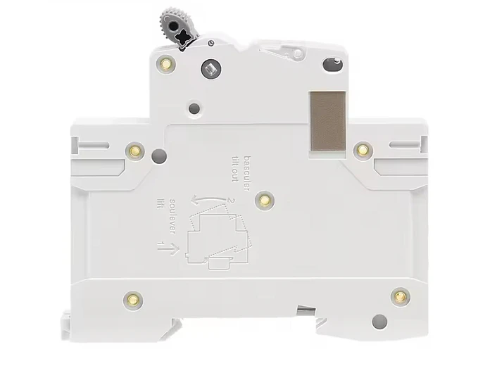 Disjuntor Trifasico 4 polos - 40a - 30 ma - C 3