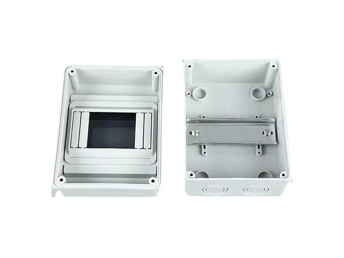Quadro electrico Exterior/ Interior - Capacidade 8 Disjuntores 3