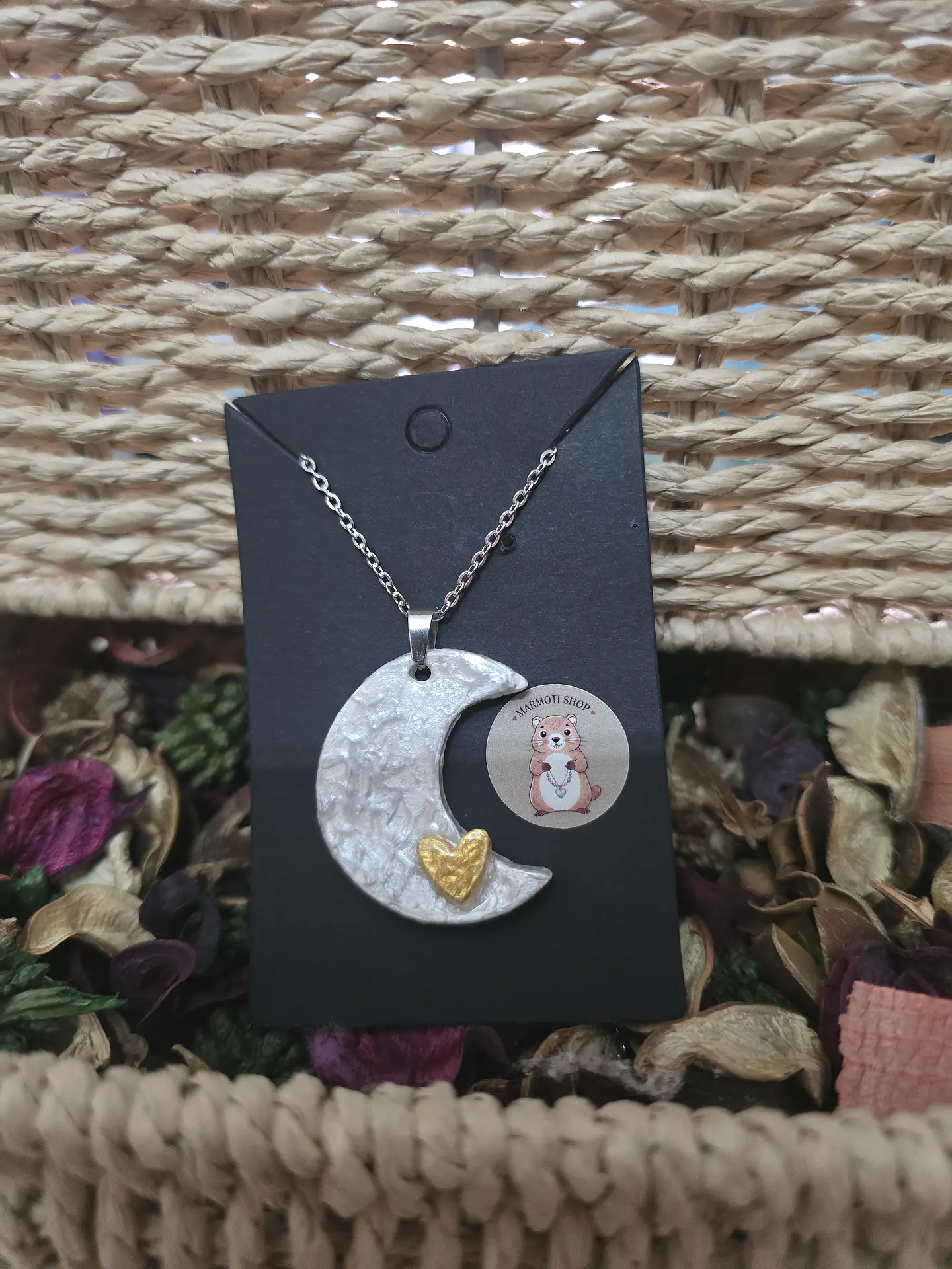 Colgante Moon Heart + cadena 1