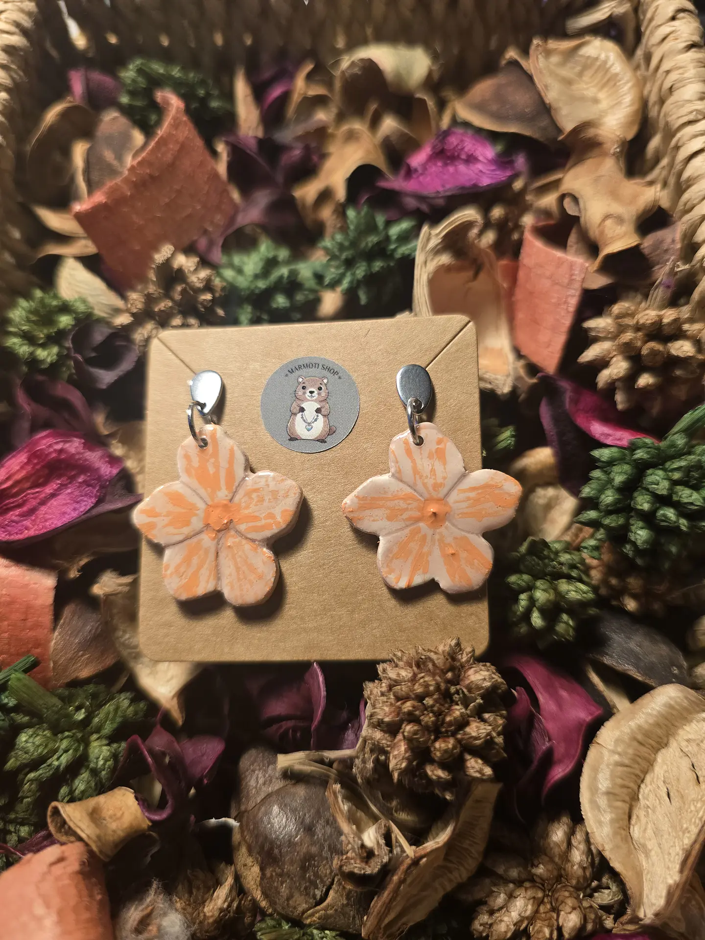 Pendiente Flor Orange Bone 2