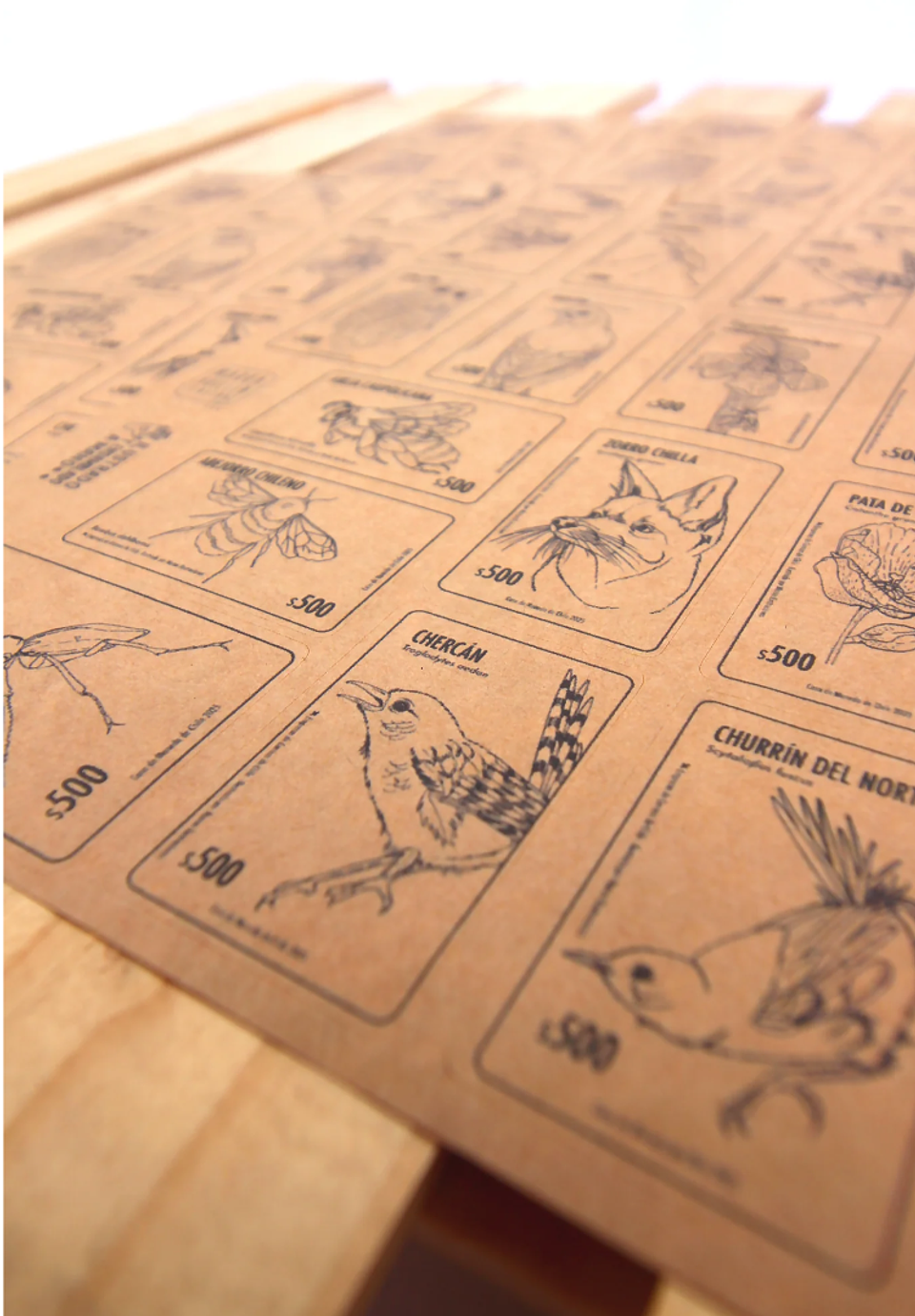 Set de Stickers troquelados tipo estampillas retro (4 hojas) 11