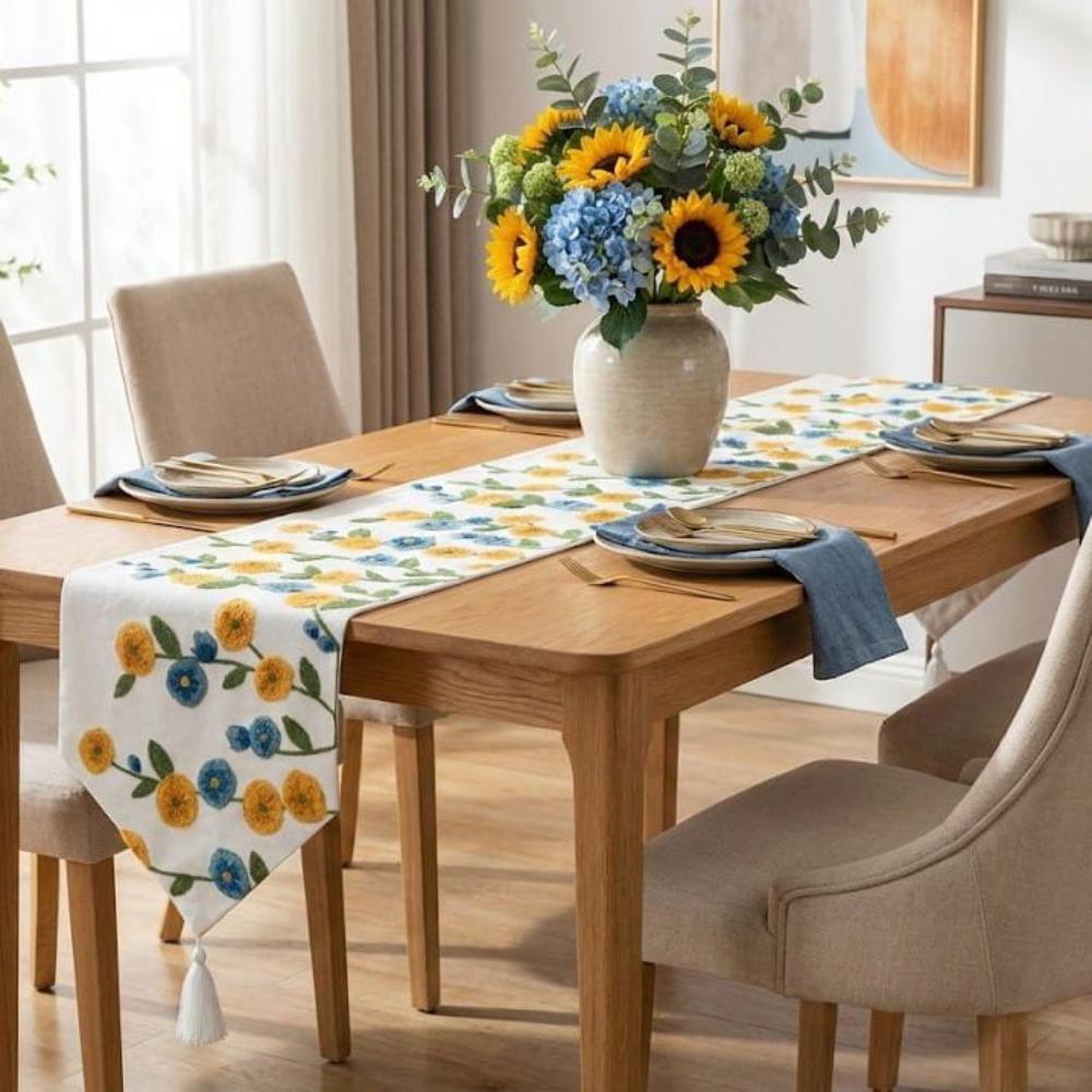 CAMINO DE MESA BORDADO FLORES SILVESTRES AMARILLAS 1