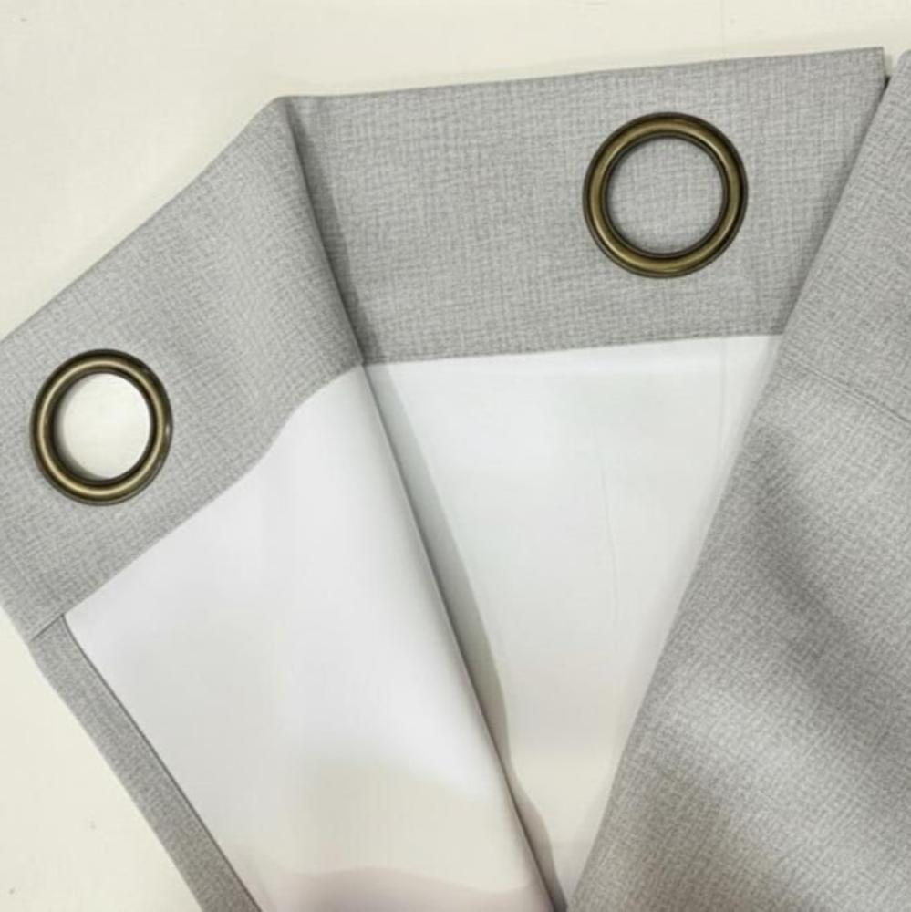 CORTINA ENGOMADA BLACK OUT GRIS CLARO 1