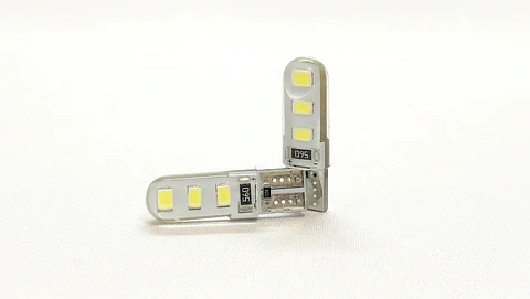 T10 Cocuyos Led Siliconados Luz Blanca Alto Brillo Bayoneta