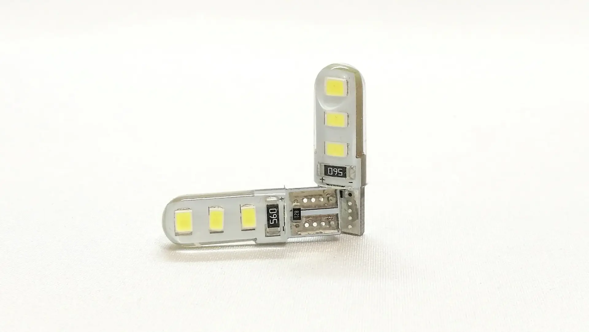 T10 Cocuyos Led Siliconados Luz Blanca Alto Brillo Bayoneta 2