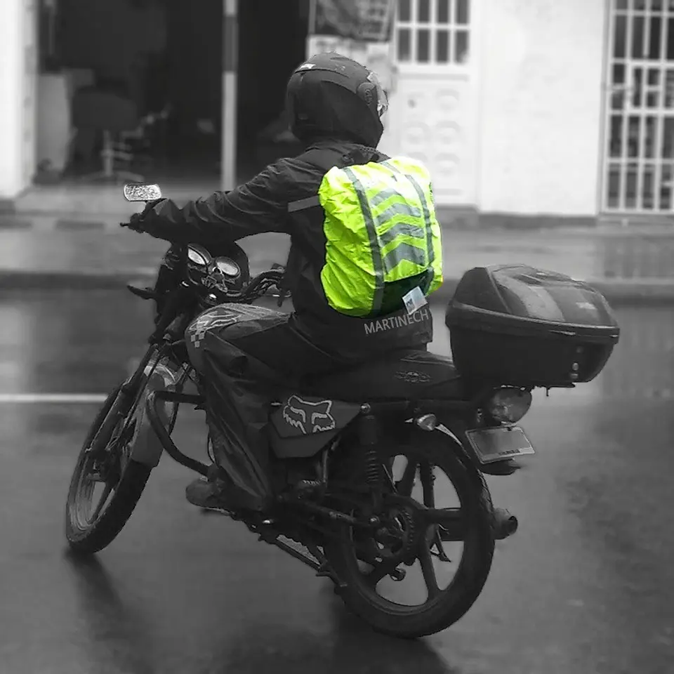 Forro Impermeable Maleta Moto Reflectivo 3m Rain Cover Bici 14