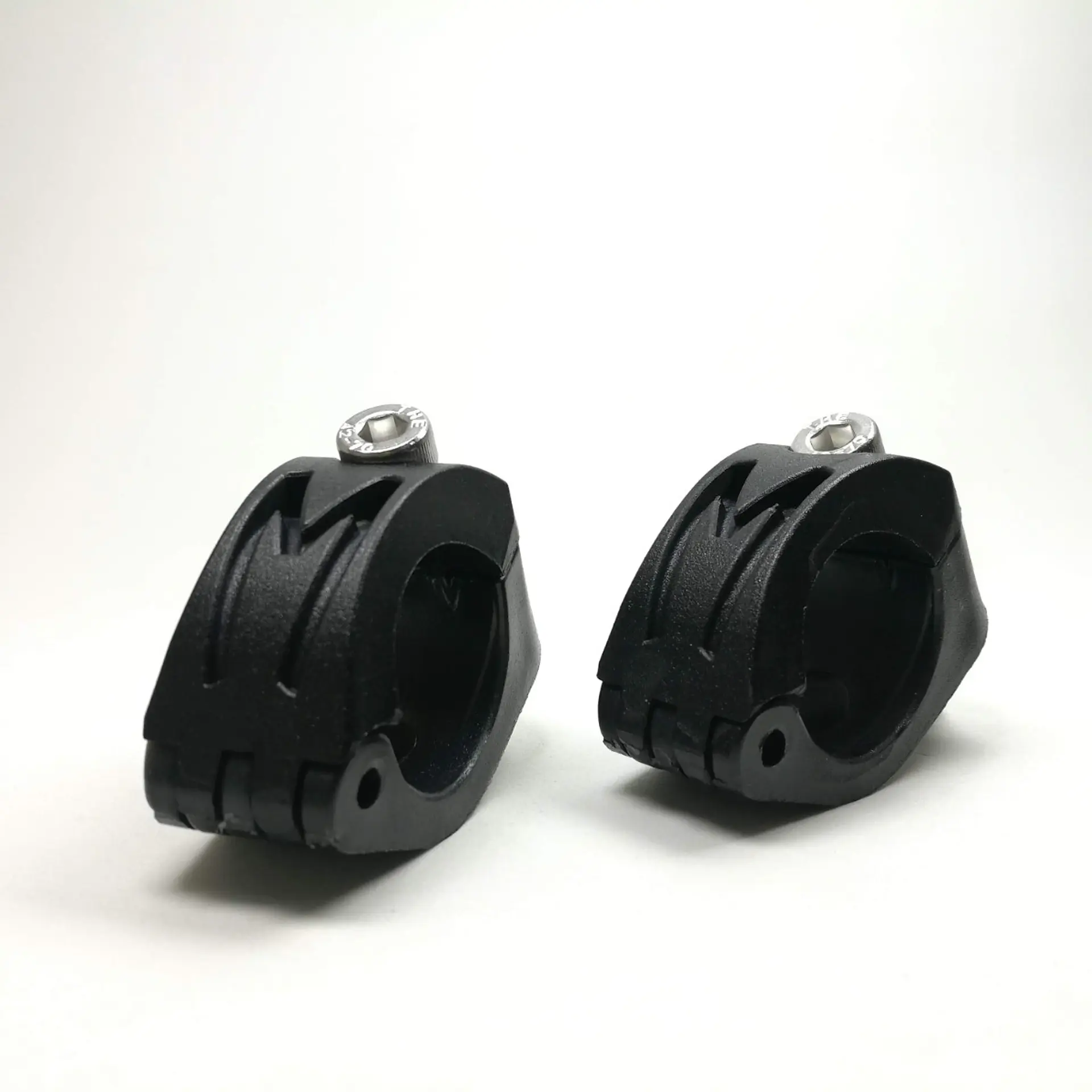 Soportes Exploradoras Con Antivibrantes En Tubo Defensa Moto 4