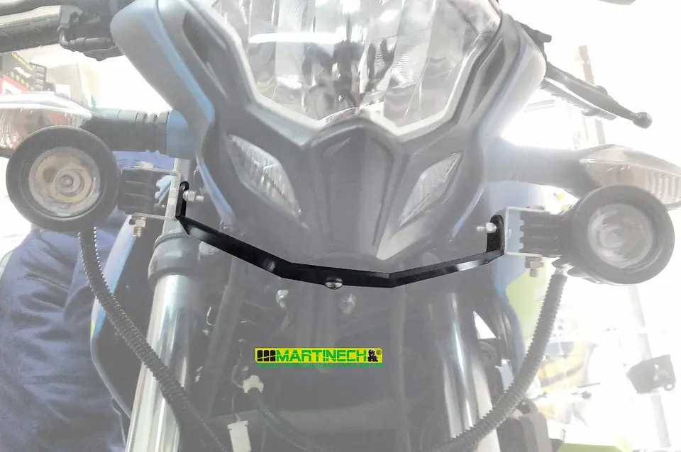 Soporte Base Para Exploradoras Led Pulsar Ns 200 En Acero 4