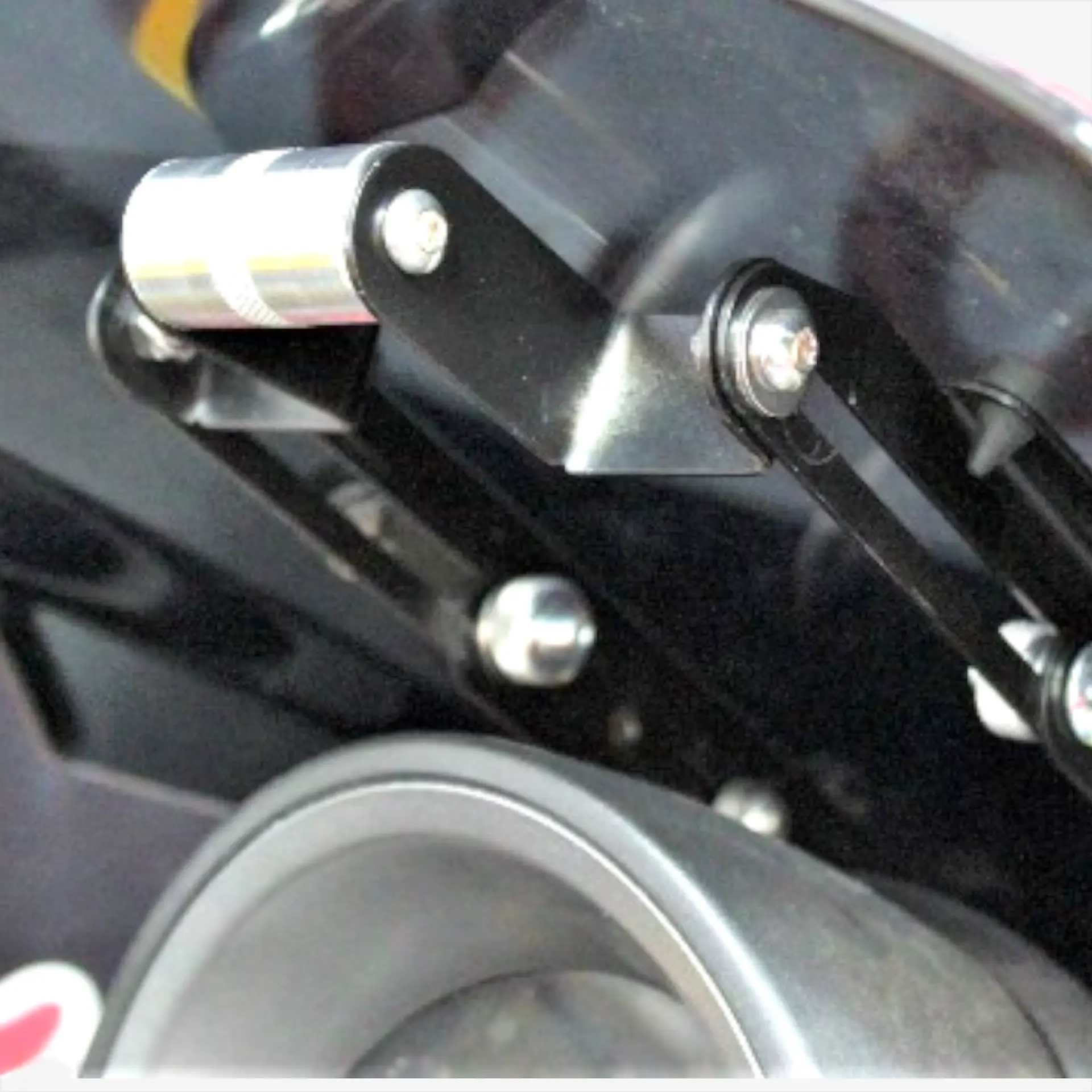 Yamaha Nmax Connected - Extensor de Cúpula y Soporte GPS 14