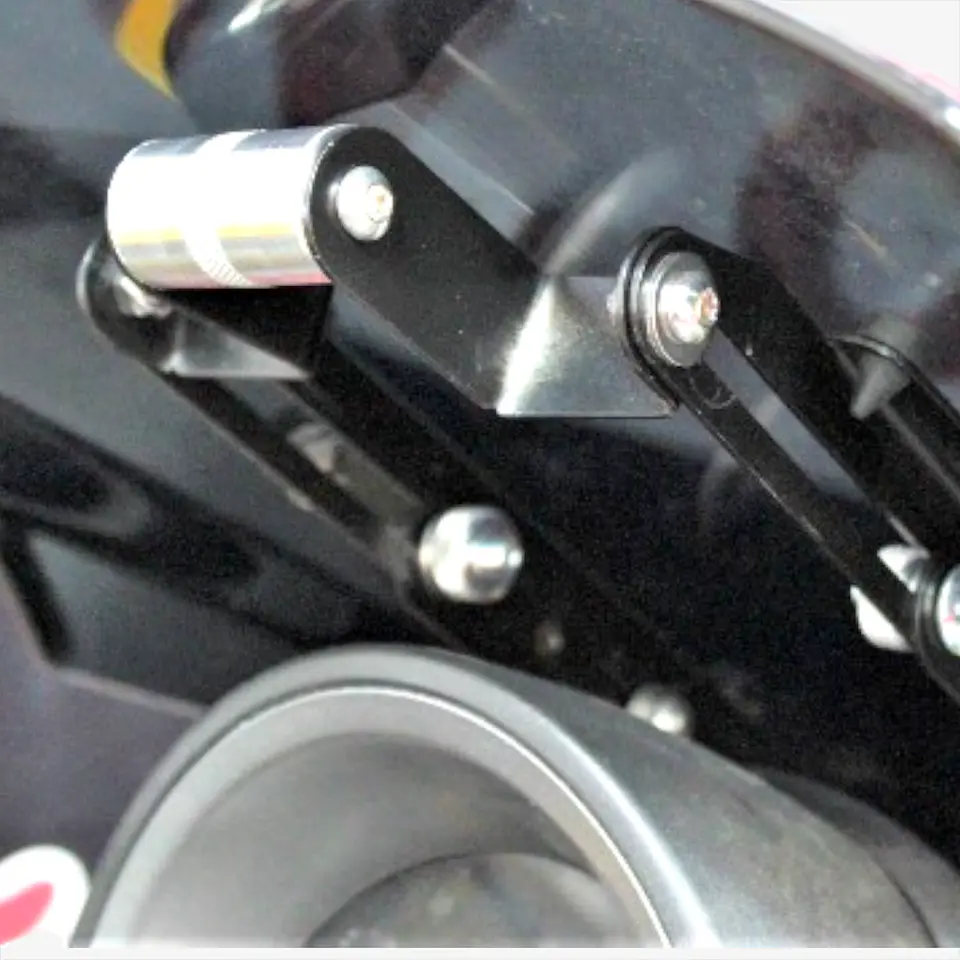 Yamaha Nmax Connected - Extensor de Cúpula y Soporte GPS 14