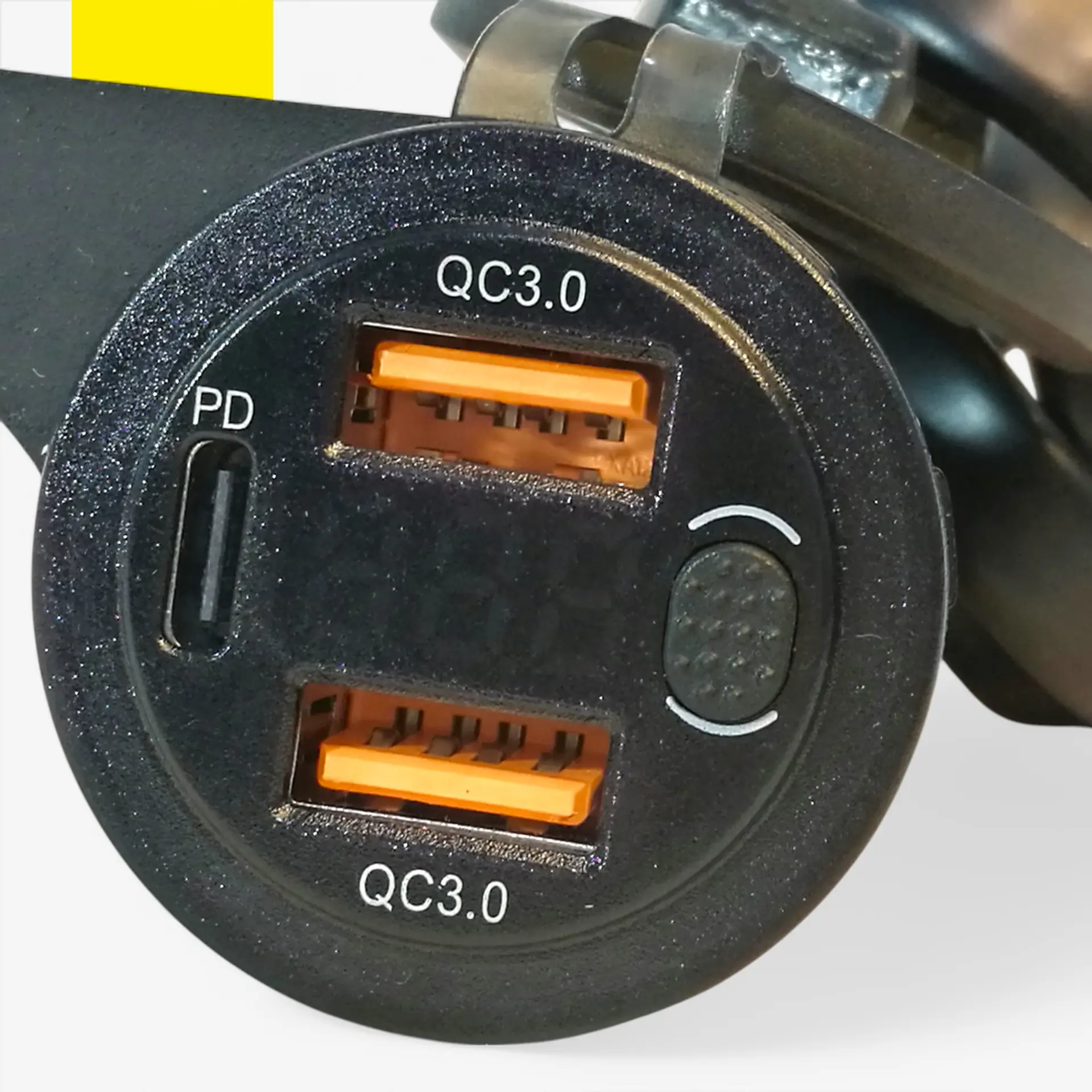 Cargador USB Moto Carga Rapida QC3 + Tipo C PD y Voltímetro  8