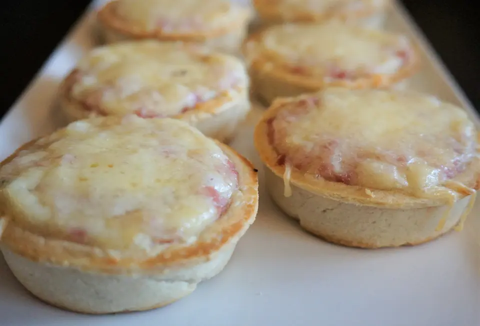 Quiches Cocktail - Jamón Queso 12 Unidades 2