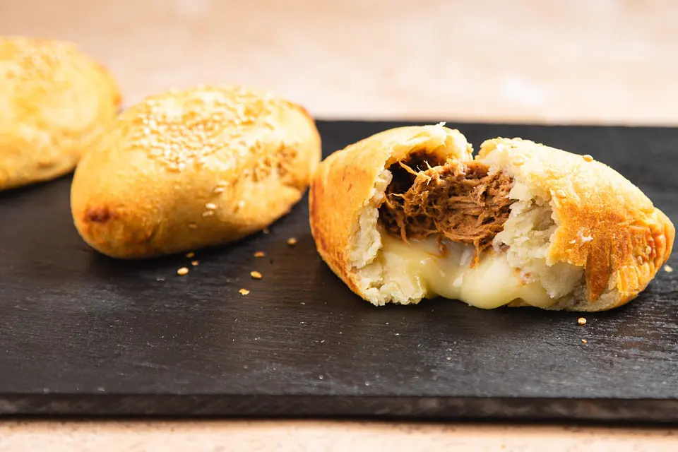 Papa Rellena - Carne Mechada Queso 4 Unidades 1