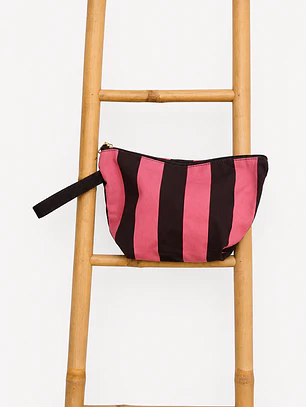 Necessaire