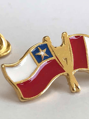 Pin Banderas Chile Y Perú Entrelazadas ( Chile Perú ) Peru