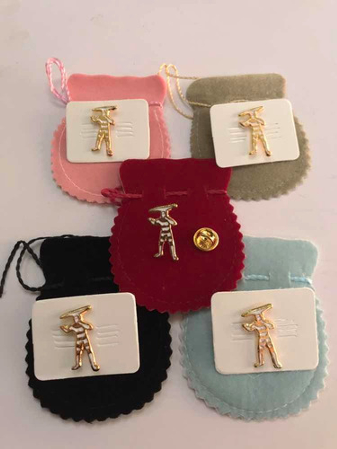 Pin Selknam Kotaix Selknam 5