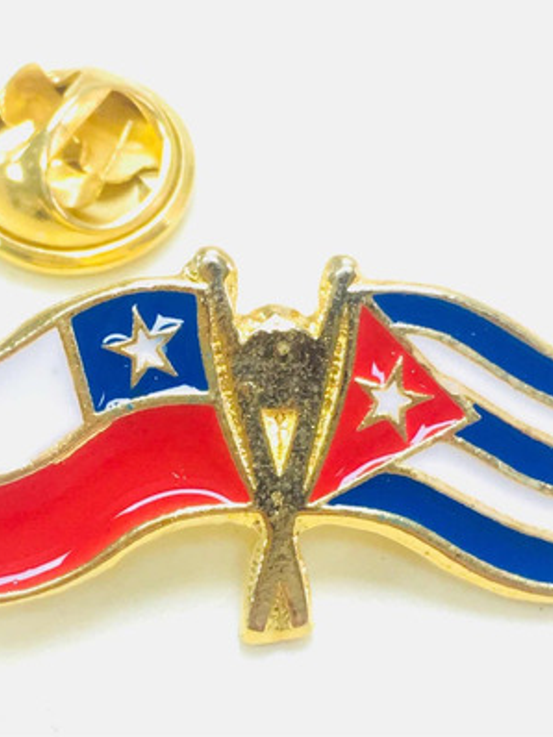 Pin Bandera Chile Y Cuba Entrelazadas 1