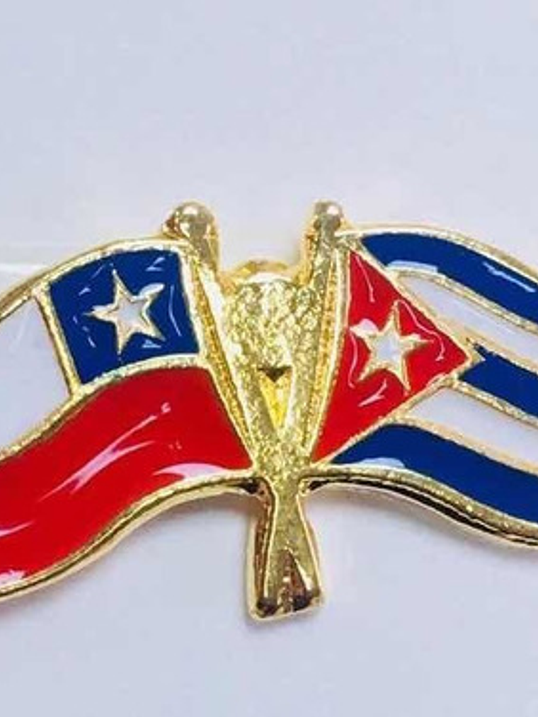 Pin Bandera Chile Y Cuba Entrelazadas 3
