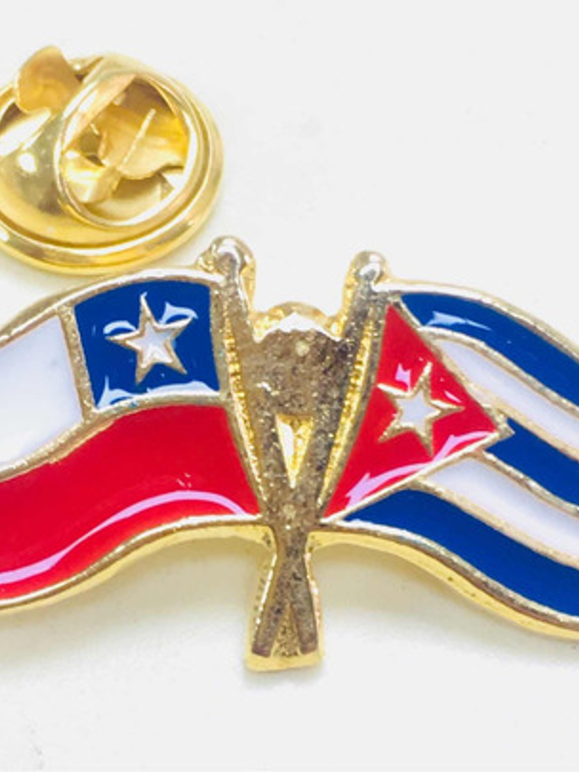 Pin Bandera Chile Y Cuba Entrelazadas 4