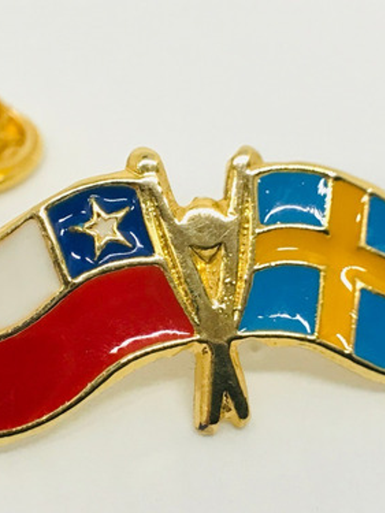 Pin Bandera Chile Y Suecia Entrelazadas  1