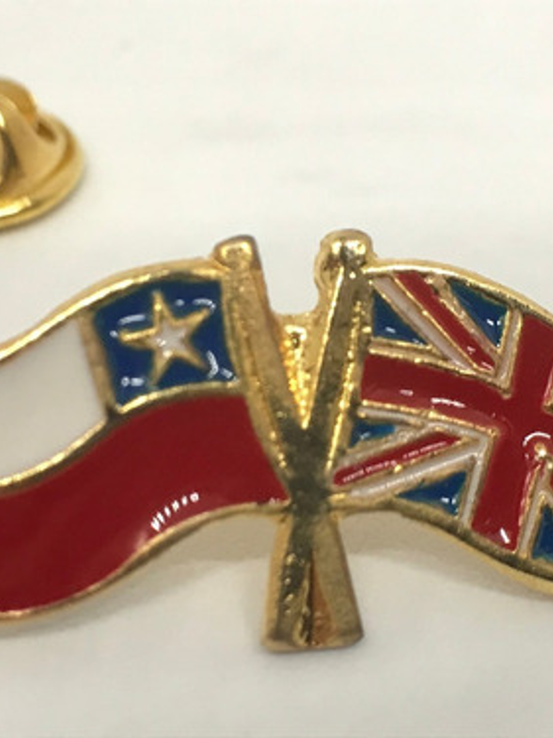 Pin Bandera Chile Y Gran Bretaña Entrelazadas  1