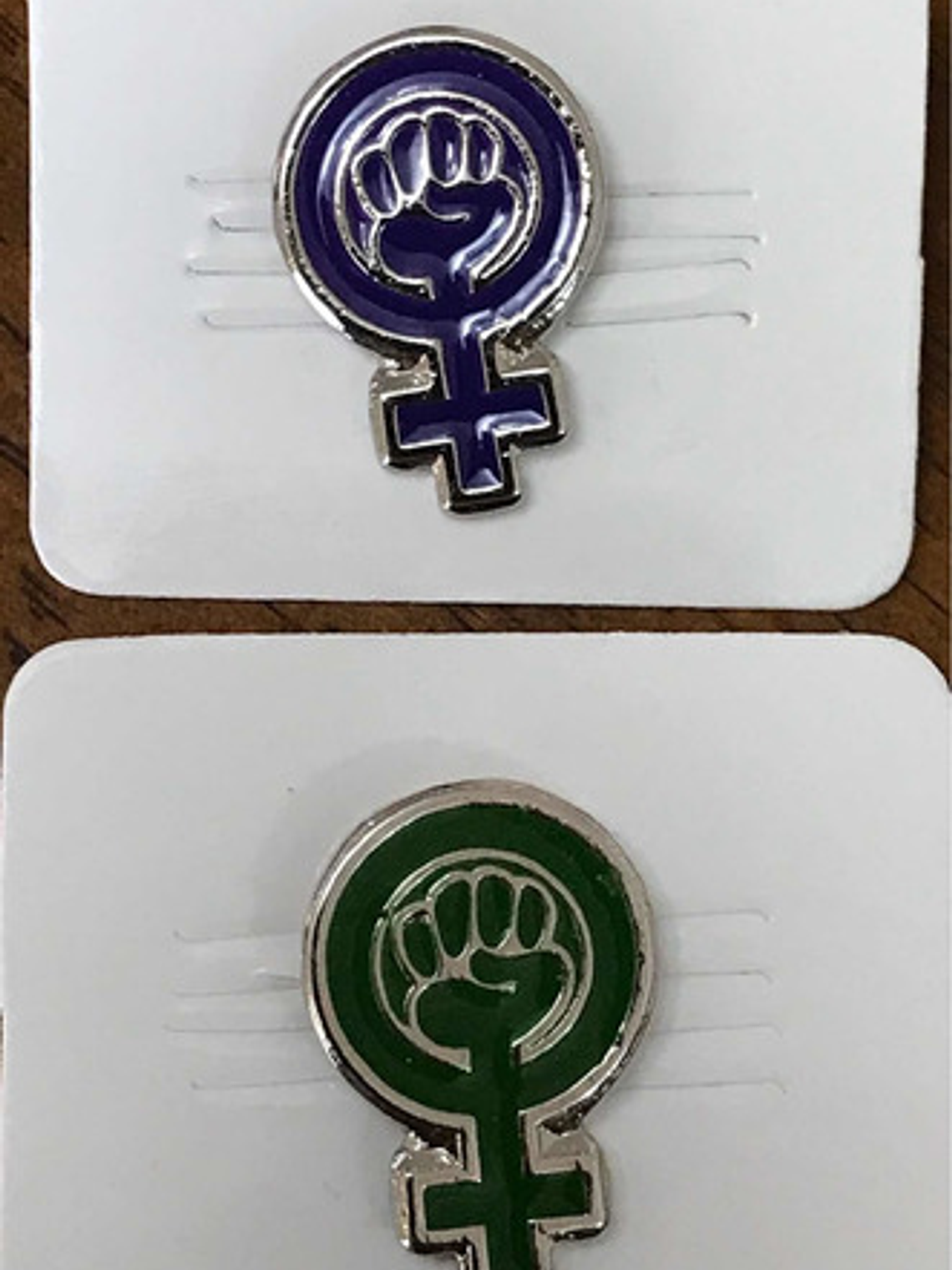 Pin Feminista ( Poder Femenino ) Feminismo Pin Morado 8