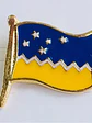 Pin Bandera Magallanica Patagonia Region De Magallanes Azul Y Amarillo Con Detalles Dorados Bandera Magallánica - Miniatura 3