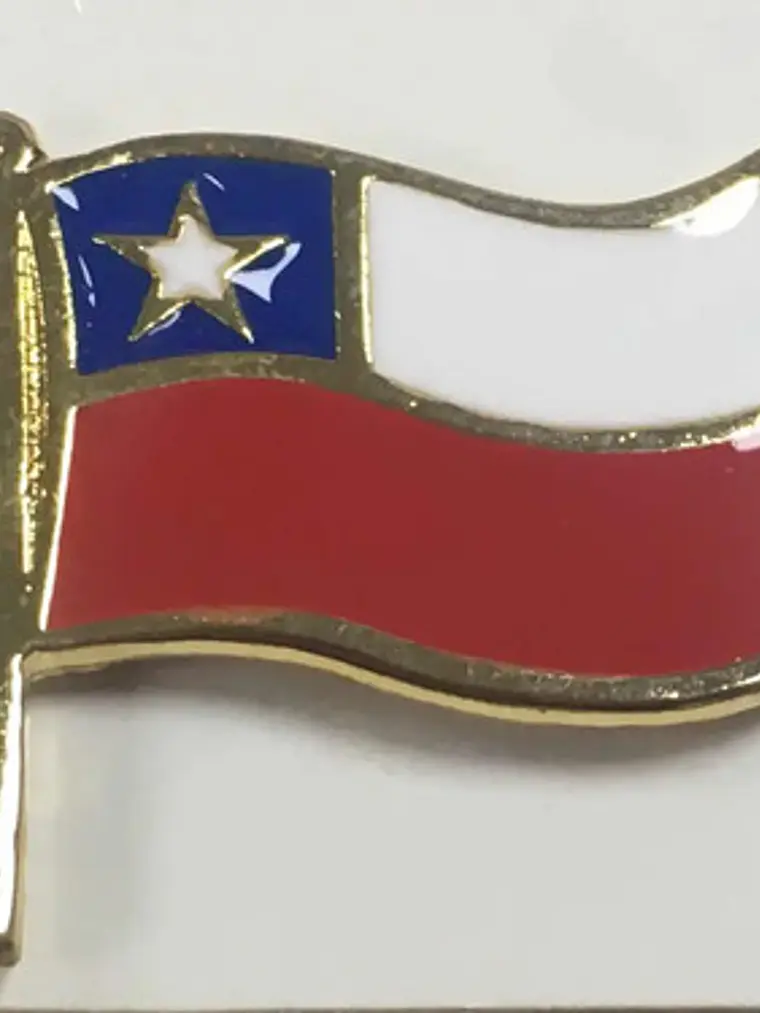 Pin Bandera Chilena Grande Bañada En Oro Esmaltada Chile Rojo, Blanco, Azul Y Dorado (borde Bañado En Oro) Bandera Chilena 3