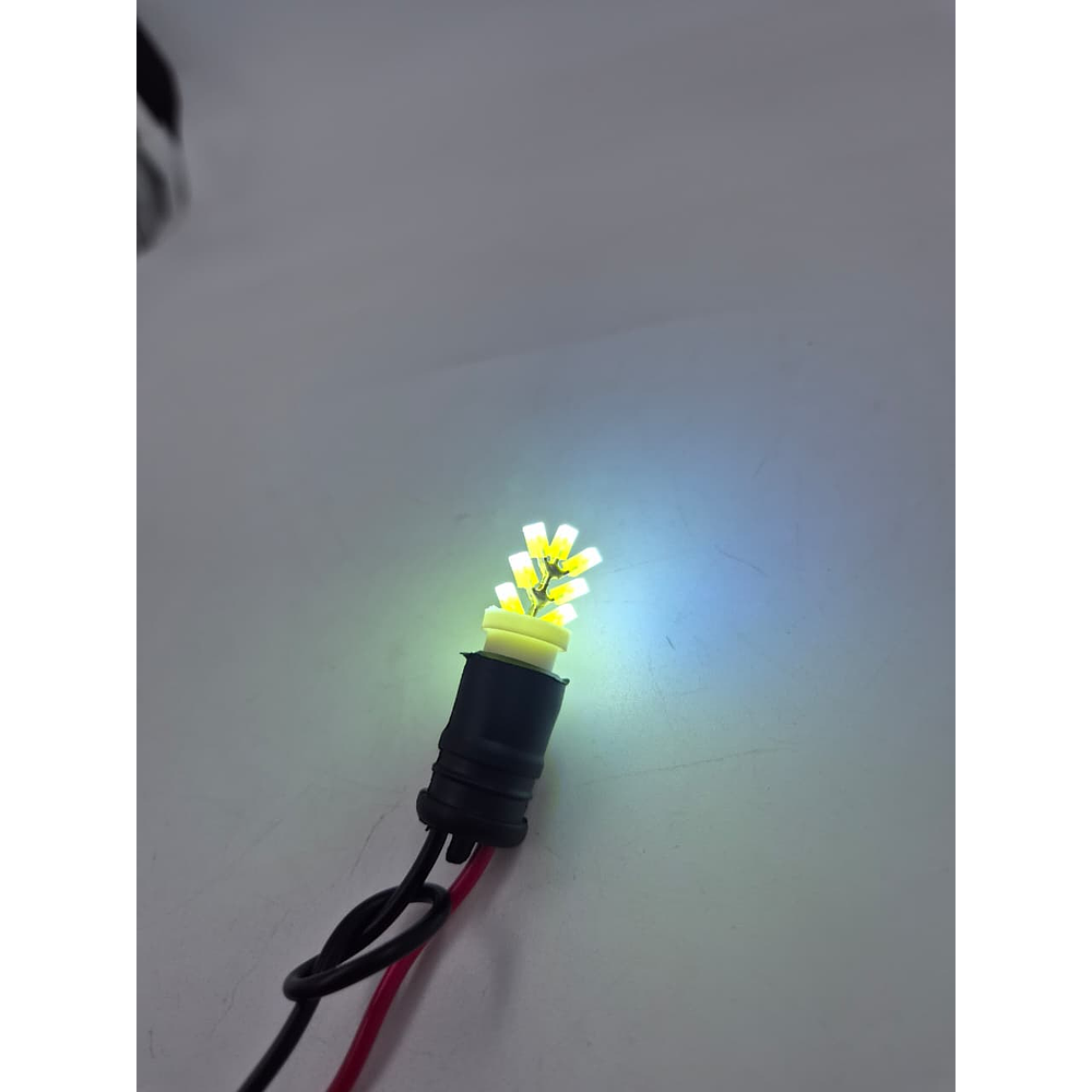 Par Ampolletas 7 Led T10 Blanco Cola De Pescado 