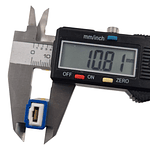 Enchufe De Un Contacto Porcelana