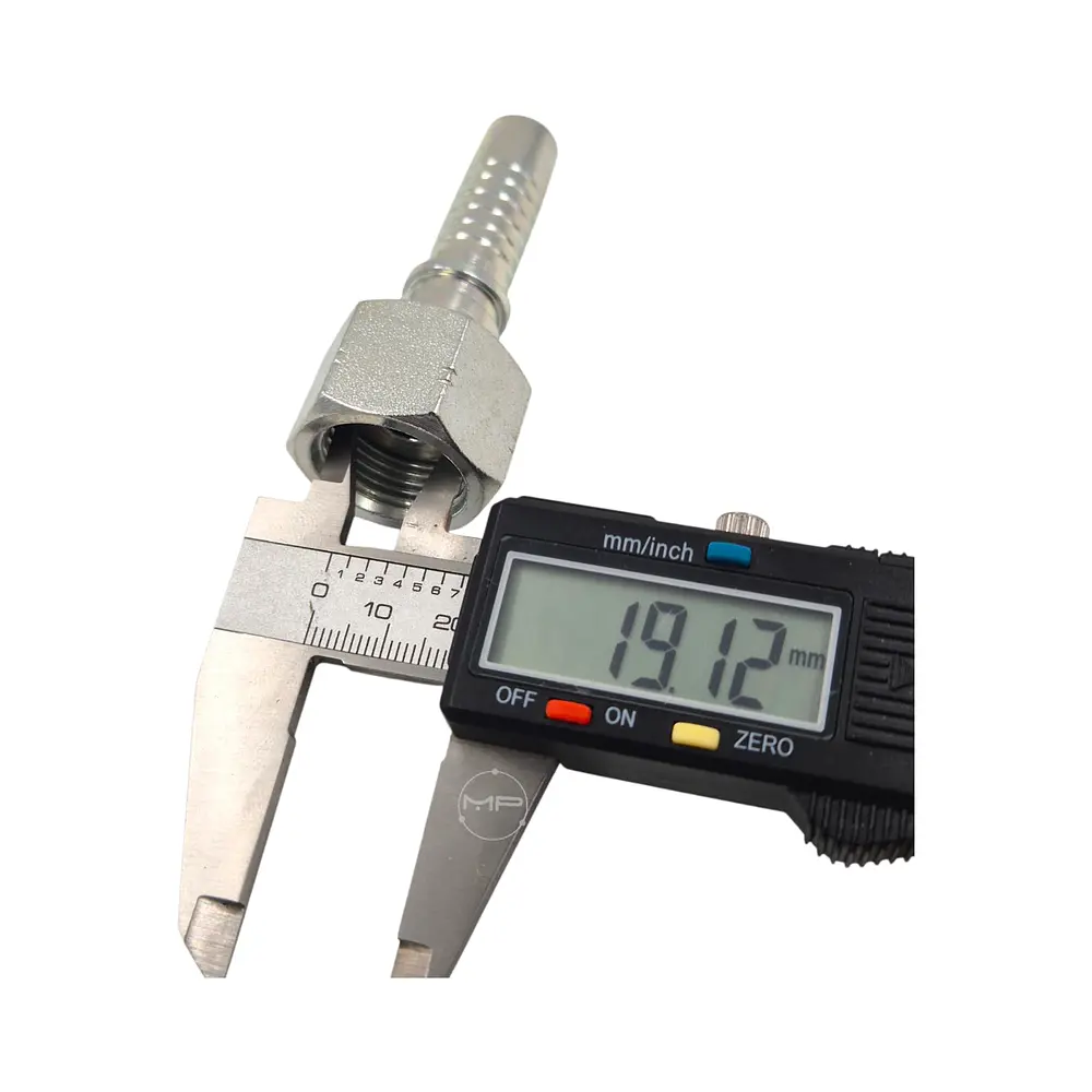 Conector Hidráulico ORFS 13/16 x 16 corto Hembra 