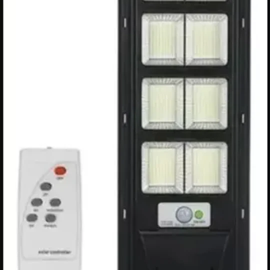 Foco Solar Led 400w Panel Incorporado + Soporte
