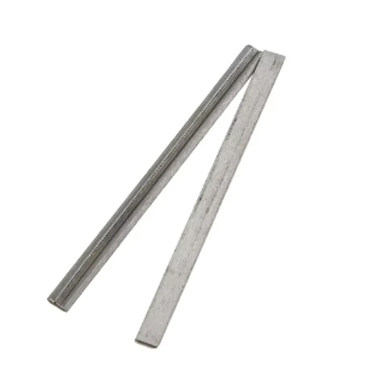 Cuchillo doble filo de corte carburo para cepillador eléctrico, hoja 82 mm, grosor 5 mm (30239)