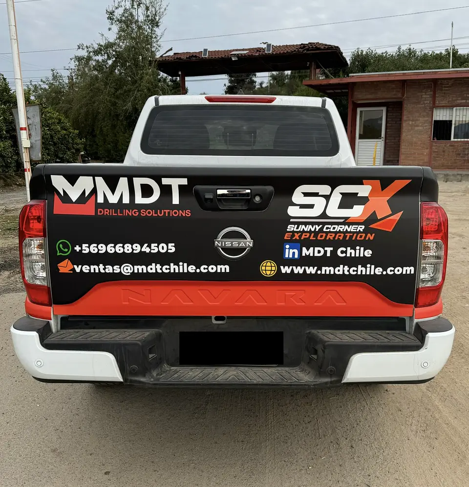 Branding Vehicular Parcial personalizado para camionetas 4x4 9