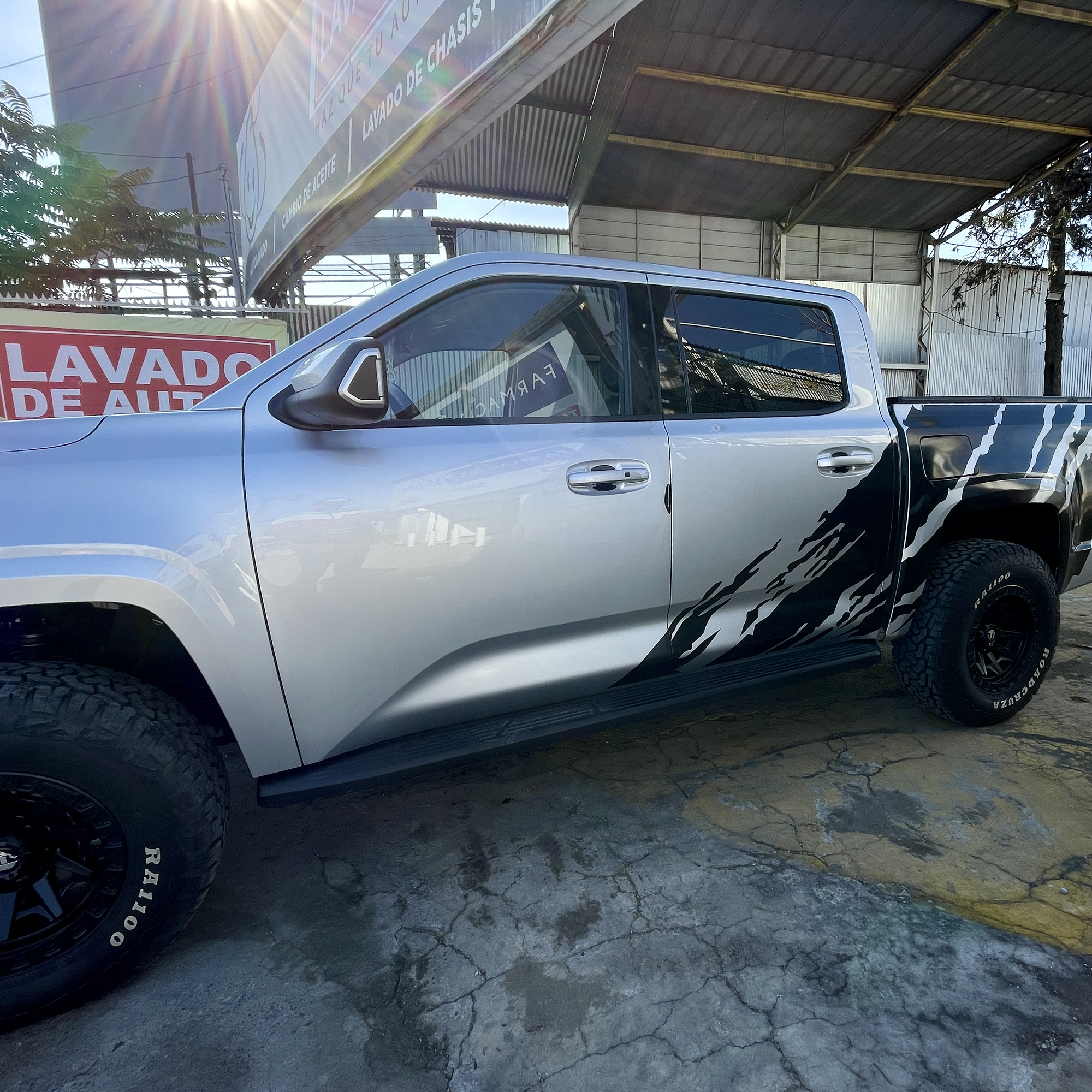 gráfica barro splash para camionetas 4x4  6