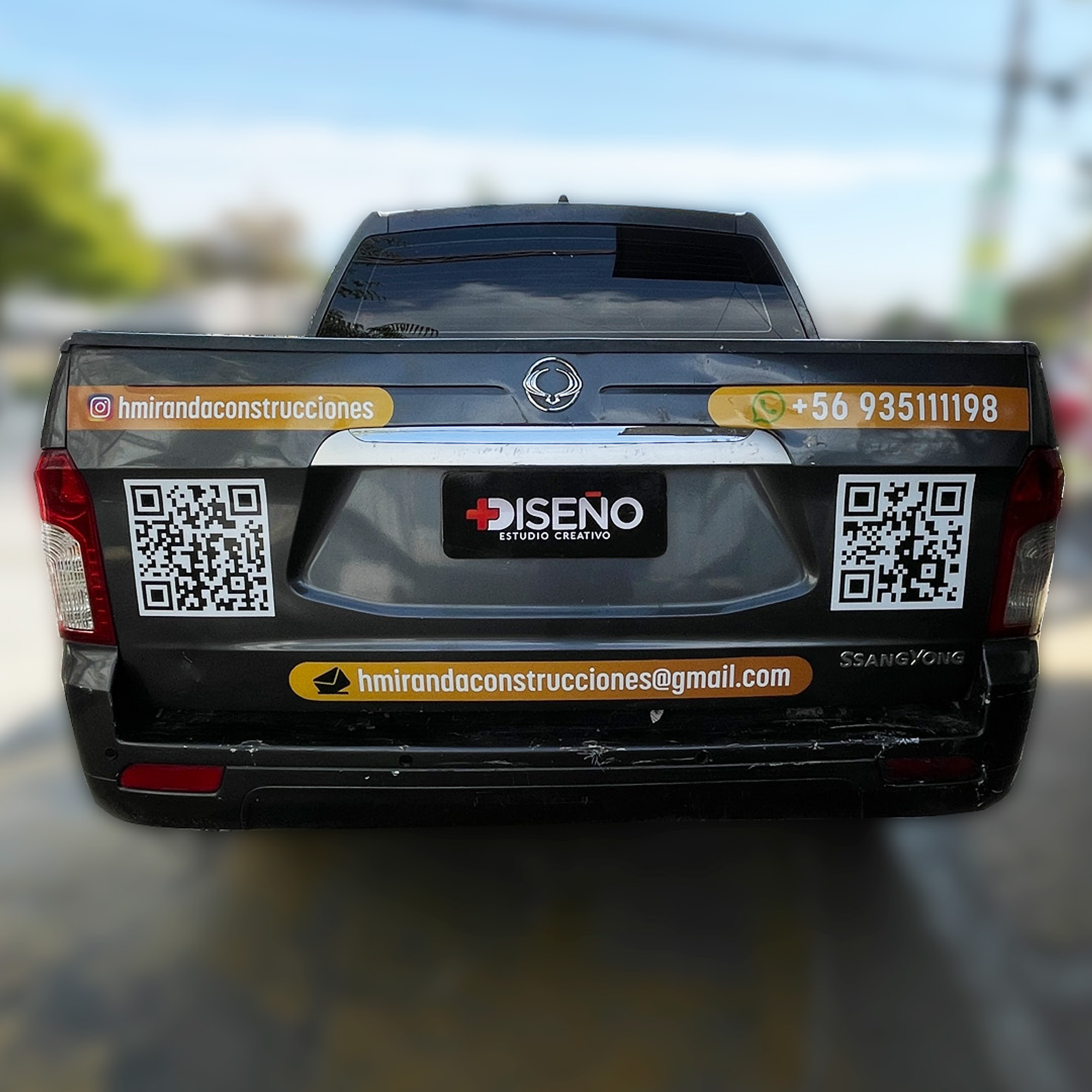 Branding Vehicular Básico personalizado para camionetas 4x4 25